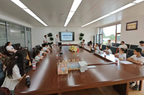 九洲集团兴泰生物质电厂开展员工子女进厂参观科普活动